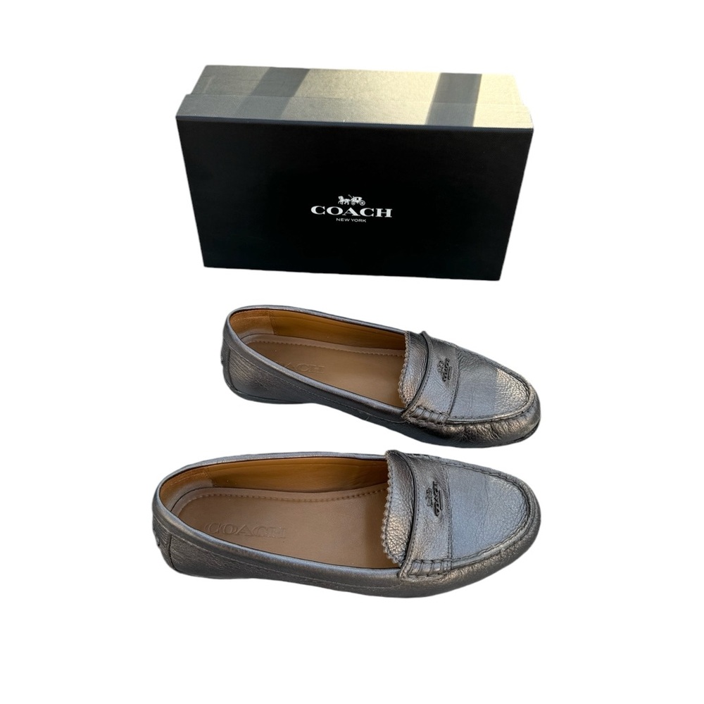 COACH Odette‎ Solid Metallic Gray Leather Driver Loafer Logo Size 7.5